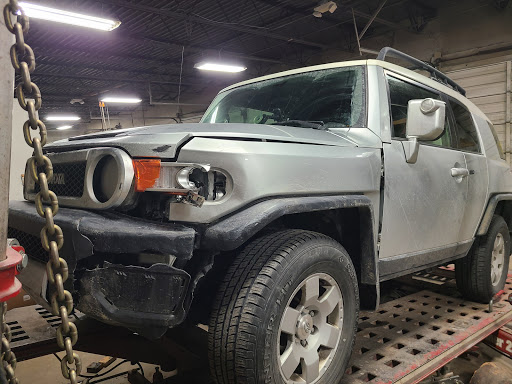 Auto Body Shop «Collision Shop», reviews and photos, 3355 S Telegraph Rd, Dearborn, MI 48124, USA