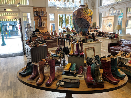 Shoe Store «Sockshop & Shoe Company», reviews and photos, 1515 Pacific Ave, Santa Cruz, CA 95060, USA