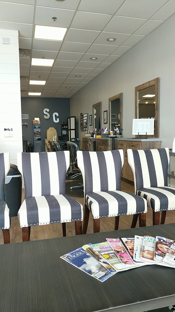 Salon Capri 14626