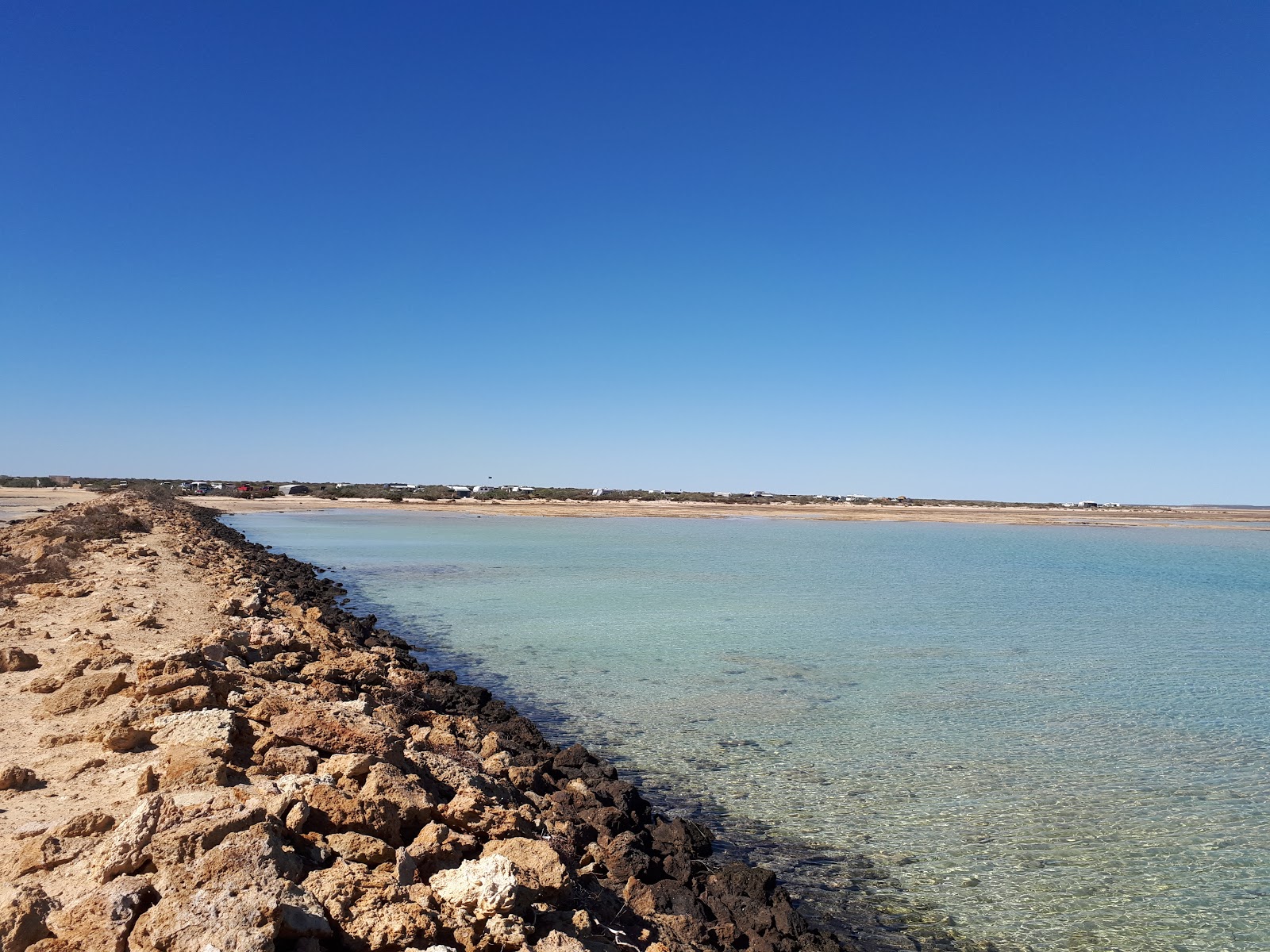 Photo de Gladstone Bay Beach avec un niveau de propreté de très propre