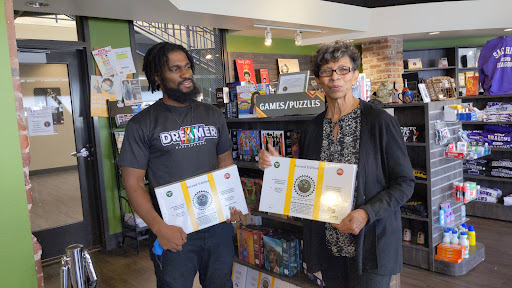 Book Store «Underground Books», reviews and photos, 2814 35th St, Sacramento, CA 95817, USA