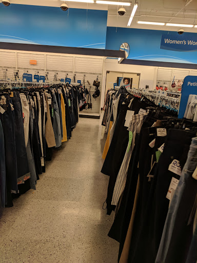 Clothing Store «Ross Dress for Less», reviews and photos, 2550 Taylor St, San Francisco, CA 94133, USA