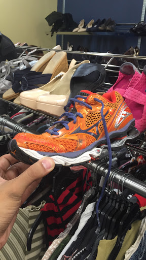 Thrift Store «Goodwill», reviews and photos