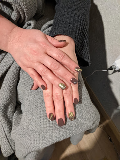 Day Spa «Sassy Nail & Tanning», reviews and photos, 1670 121st Ave NW, Coon Rapids, MN 55448, USA