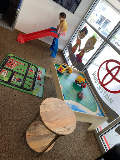 Toyota Dealer «Toyota of Watertown», reviews and photos, 149 Arsenal St, Watertown, MA 02472, USA