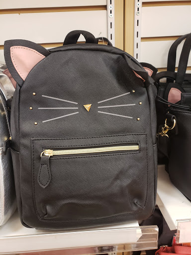 Shopping Mall «Morris Hills Shopping Center», reviews and photos, 3035-3189 US-46, Parsippany, NJ 07054, USA