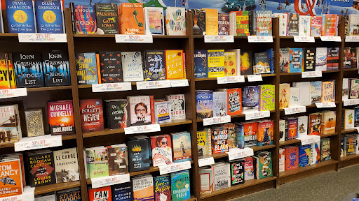 Book Store «Barnes & Noble», reviews and photos, 15 Backus Ave, Danbury, CT 06810, USA