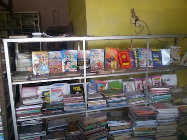 Toko Buku Mirah