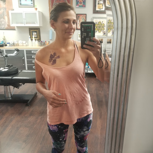 Tattoo Shop «Bright Ideas Tattoo and Piercing», reviews and photos, 1425 N Central Ave # 113, Avondale, AZ 85323, USA