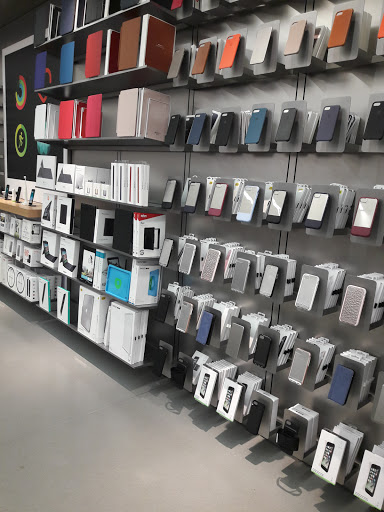 Computer Store «Apple Queens Center», reviews and photos, 90-15 Queens Blvd, Elmhurst, NY 11373, USA