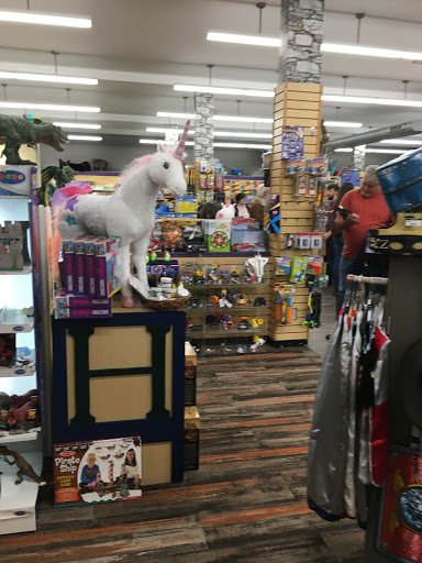 Toy Store «King Arthurs Court Toys», reviews and photos, 3040 Madison Rd, Cincinnati, OH 45209, USA