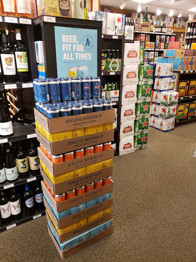 Liquor Store «Turnpike Spirit Shop & Wine Emporium», reviews and photos, 1838 Black Rock Turnpike, Fairfield, CT 06825, USA