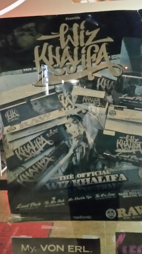 Tobacco Shop «Cloud Nine Smokeshop & Hookah», reviews and photos, 350 S Wickham Rd, Melbourne, FL 32904, USA