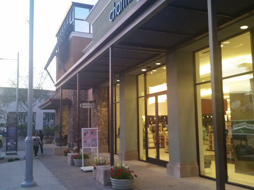 Charming Charlie, 2480 W Happy Valley Rd #1215, Phoenix, AZ 85085, USA, 