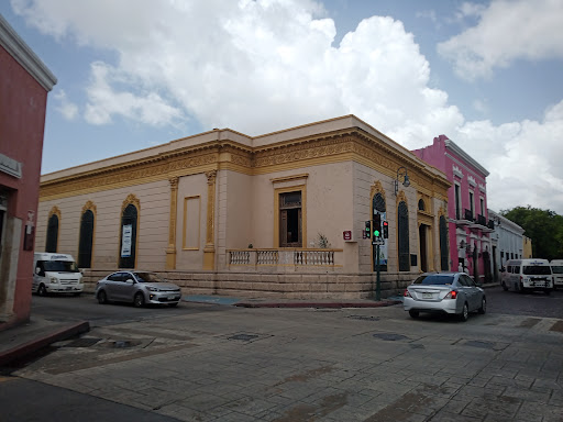 Biblioteca de juguetes Mérida