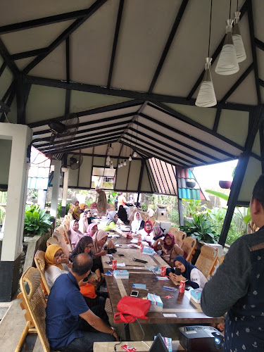 Restoran di Kabupaten Gowa: Menikmati Kelezatan Kuliner di A'Kaddo W.a.r.O.e.n.g TA', Kuliner Gowa, Rumah Makan Sulawesi