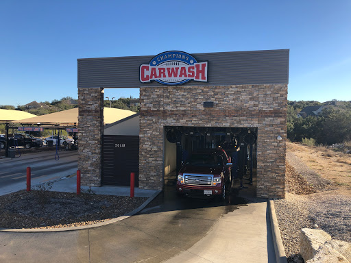 Champions Car Wash en San Antonio