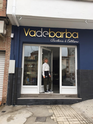 Vadebarba - Barbería & Estilismo en Arenas de San Pedro, Ávila‎