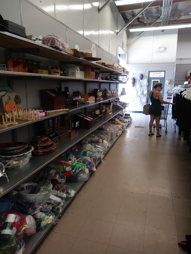 Thrift Store «Valley Thrift Store», reviews and photos, 777 W Foothill Blvd, Azusa, CA 91702, USA
