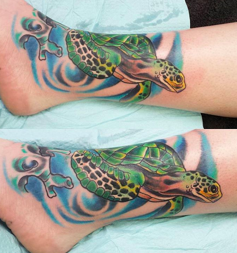 Tattoo Shop «Heyoka Tattoo», reviews and photos, 2837 S Fremont Ave, Springfield, MO 65804, USA