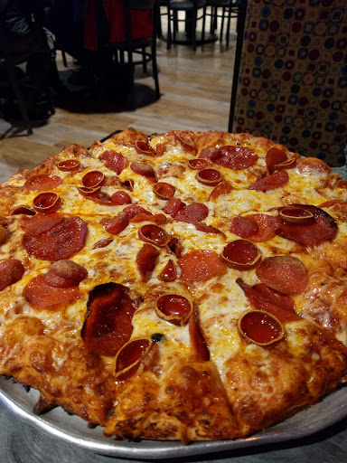 Pizza Restaurant «Round Table Pizza», reviews and photos, 10150 SW Beaverton Hillsdale Hwy, Beaverton, OR 97005, USA