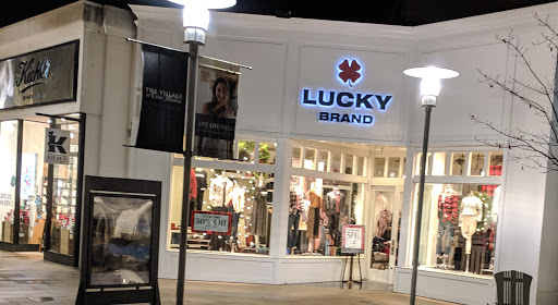 Shopping Mall «The Village at Corte Madera», reviews and photos, 1618 Redwood Hwy, Corte Madera, CA 94925, USA