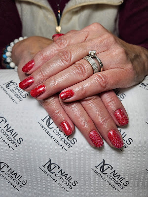 Cathy fée des ongles à Croisilles