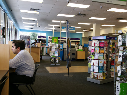 Print Shop «FedEx Office Print & Ship Center», reviews and photos, 1347 S University Dr, Plantation, FL 33324, USA