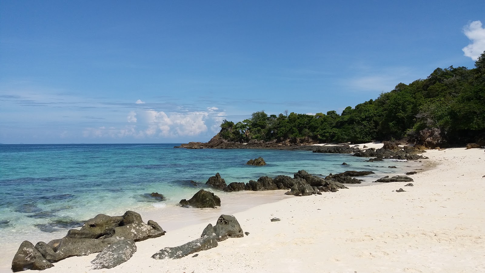Photo de Plage de Koh Khai - endroit populaire parmi les connaisseurs de la détente