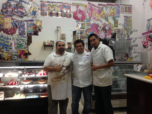 pasteleria y panaderia los muñecos de jengibre en San Juan de los Lagos