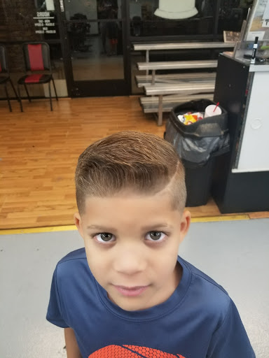 Barber Shop «League Barber Shop», reviews and photos, 965 E Van Buren St # 126, Avondale, AZ 85323, USA