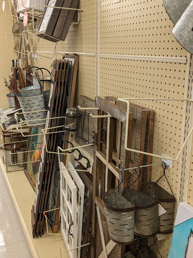 Craft Store «Hobby Lobby», reviews and photos, 5329 Monroe St, Toledo, OH 43623, USA