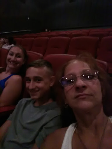 Movie Theater «AMC Classic Columbus 12», reviews and photos, 555 Creekview Ct, Columbus, IN 47201, USA