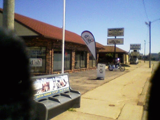 Clover Hills Appliance Center in Clinton, Iowa