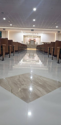 Opiniones de Primera Iglesia Bautista de AREQUIPA en Miraflores - Iglesia