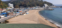 Foto von Hajeori Beach mit sehr sauber Sauberkeitsgrad