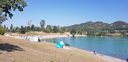 Plage de Peyrolles'in fotoğrafı ve yerleşim
