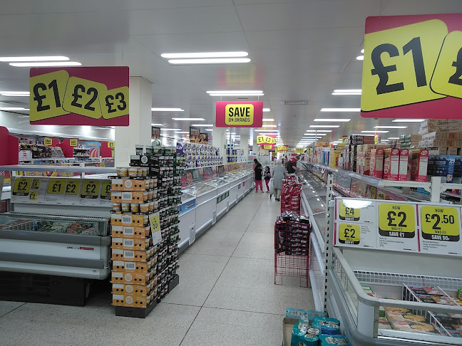 Reviews of Iceland Supermarket Kirkby in Liverpool - Supermarket