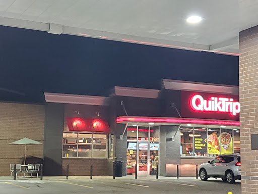 Gas Station «QuikTrip», reviews and photos, 3889 Mexico Rd, St Charles, MO 63303, USA