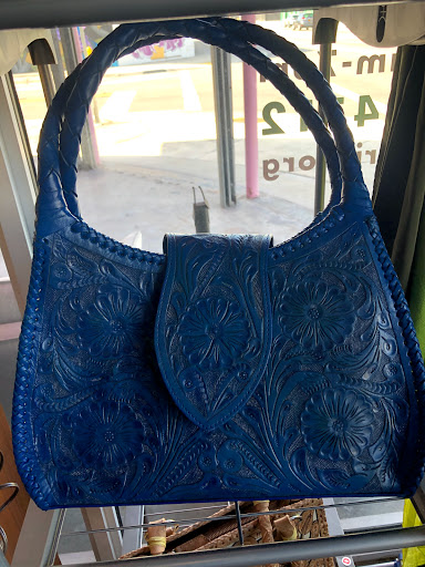 Thrift Store «Lotus House Thrift Chic Boutique», reviews and photos, 2040 NW 7th Ave, Miami, FL 33127, USA