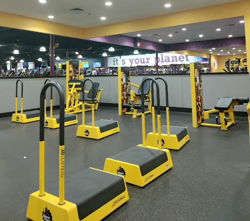 Gym «Planet Fitness», reviews and photos, 913 N 13th St #26, Harlingen, TX 78550, USA