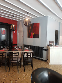 Atmosphère du Restaurant français La Claise Bar Restaurant à Preuilly-sur-Claise - n°4