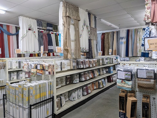 Clothing Store «Discount Madness», reviews and photos, 44 Bridge St, Pelham, NH 03076, USA