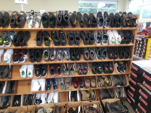 Shoe Store «K & T Shoes», reviews and photos, 485 Pickwick St S, Savannah, TN 38372, USA