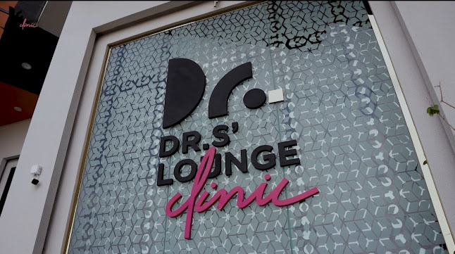 Opinii despre Drs Lounge Clinic | دكتورز لاونج كلينك النزهة în الرياض - مستشفى