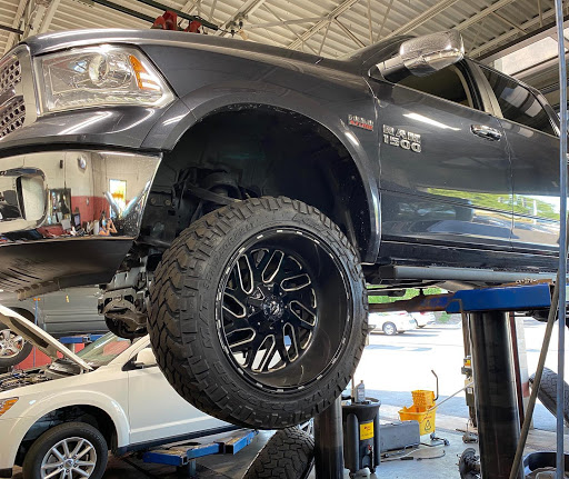 Auto Repair Shop «Casey Automotive», reviews and photos, 44 Barrington Rd, Streamwood, IL 60107, USA