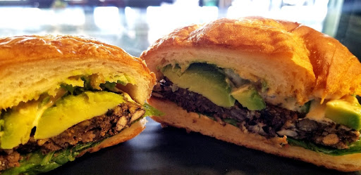 Restaurant «Main Street Daily Grind», reviews and photos, 215 E Main St, Front Royal, VA 22630, USA