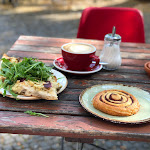 Photo n°3 de l'avis de Ingo.. fait le 01/09/2018 à 08:09 sur le  Geschwister Nothaft Café à Berlin