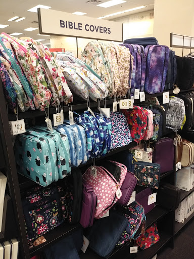 Book Store «Books-A-Million», reviews and photos, 839 Brandon Town Center Dr, Brandon, FL 33511, USA