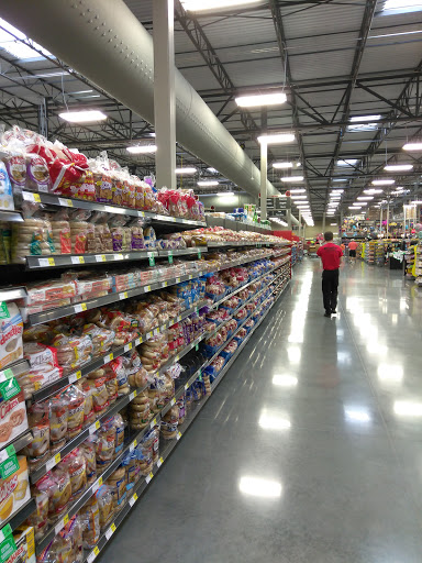 Supermarket «WinCo Foods», reviews and photos, 755 SW 19th St, Moore, OK 73160, USA